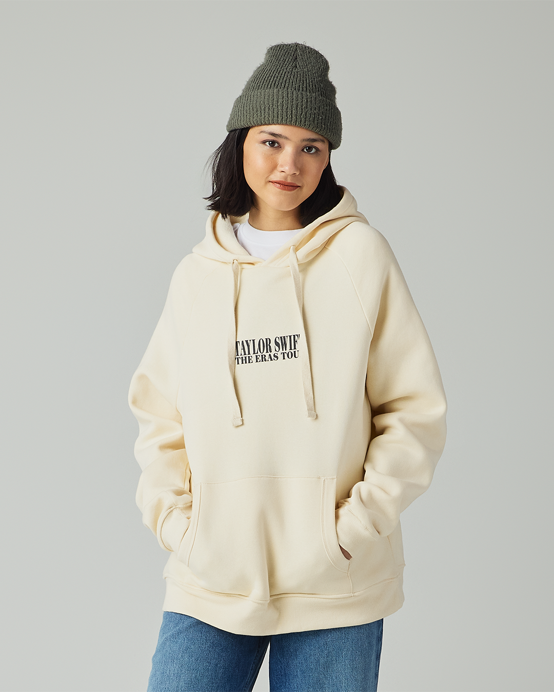 Taylor Swift | The Eras Tour I Beige Hoodie S model 