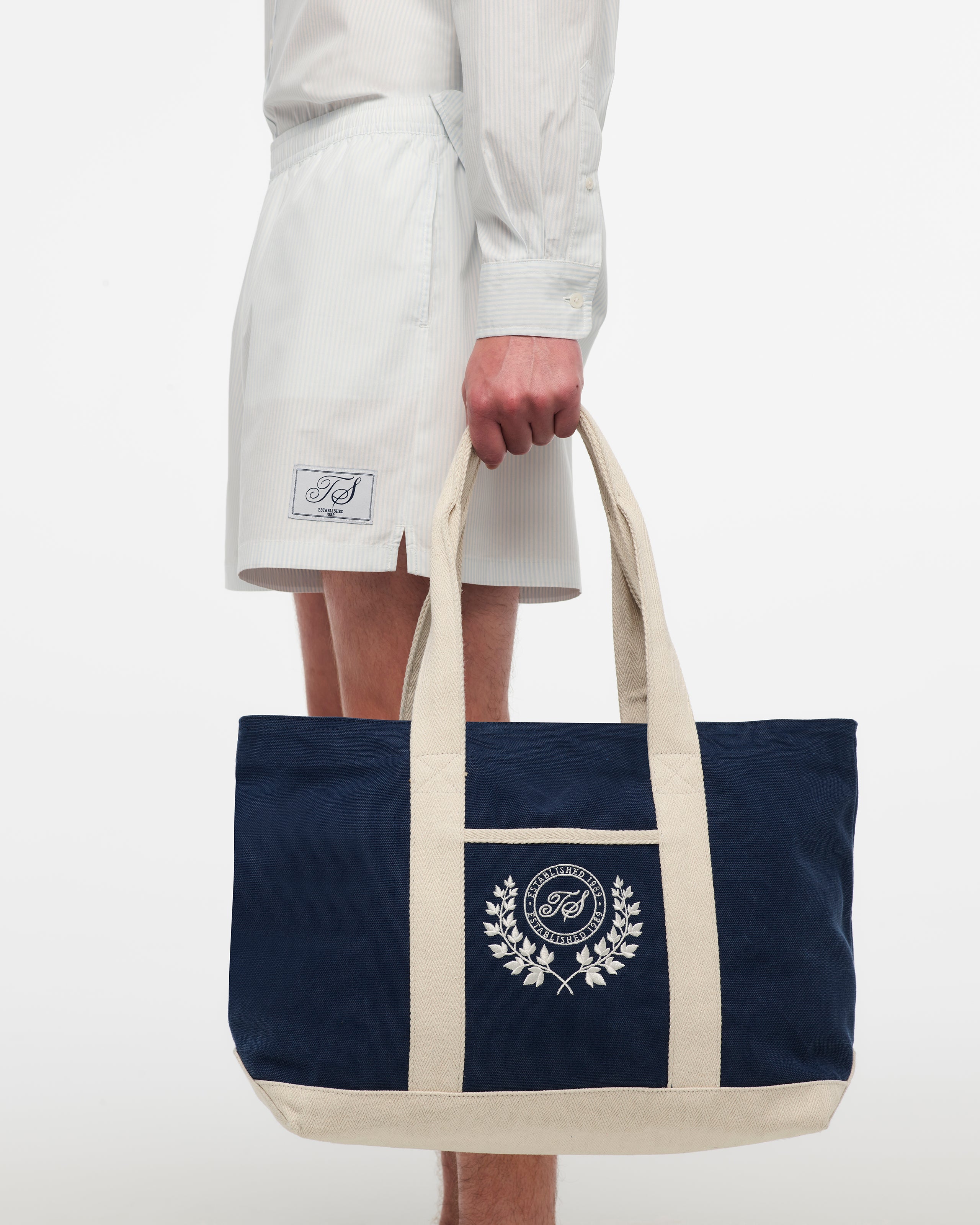 TS Crest Washed Navy Beach Bag with model