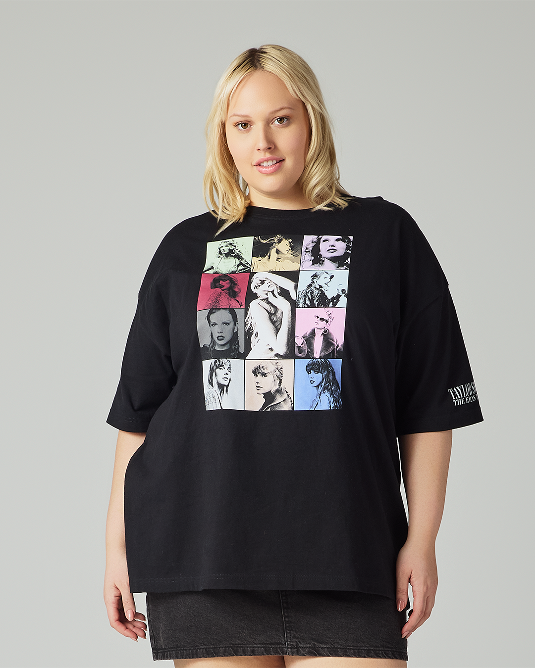 Taylor Swift | The Eras Tour Through Vancouver II Black T-Shirt 2XL size model close up