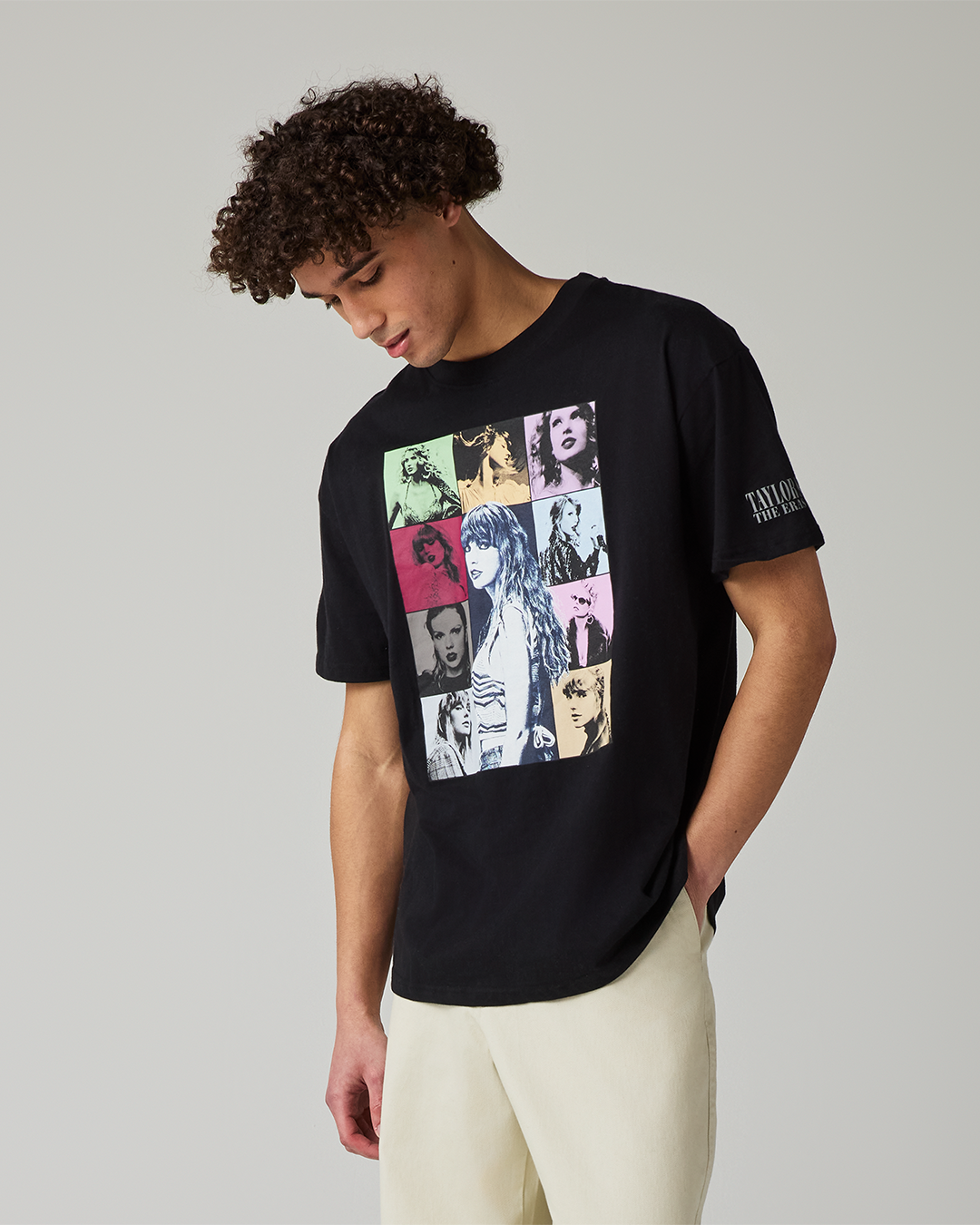 Taylor Swift | The Eras Tour Through LA Black T-Shirt L model close up front