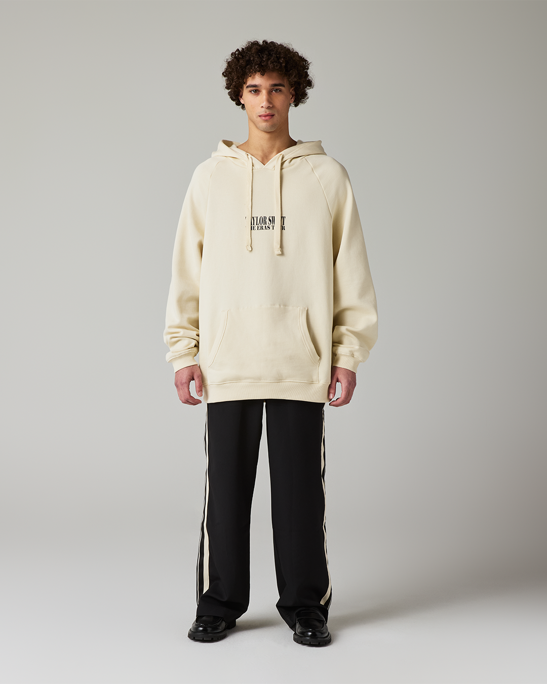 Taylor Swift | The Eras Tour III Beige Hoodie L model front full length