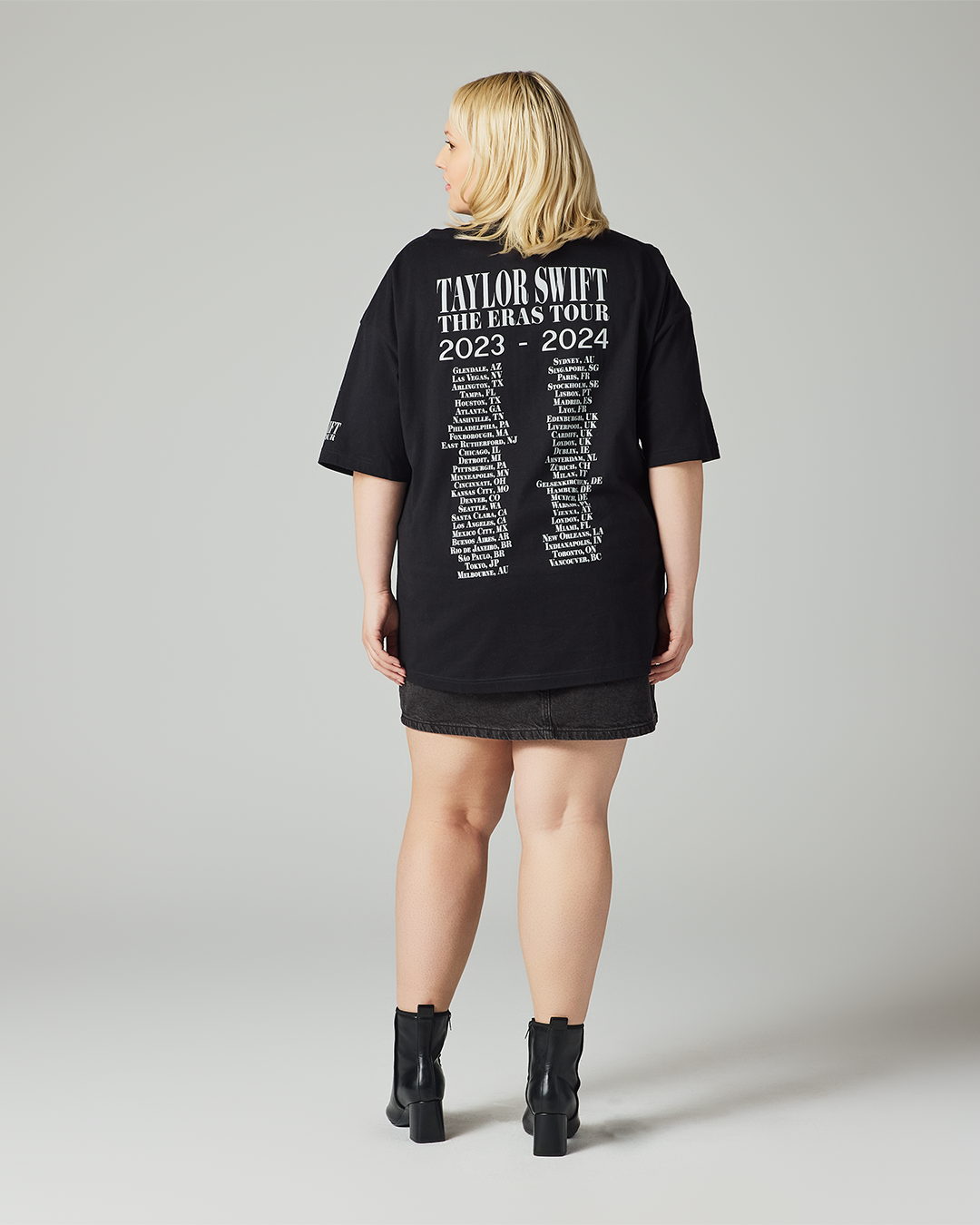 Taylor Swift | The Eras Tour Through Vancouver II Black T-Shirt 2XL size model back full length