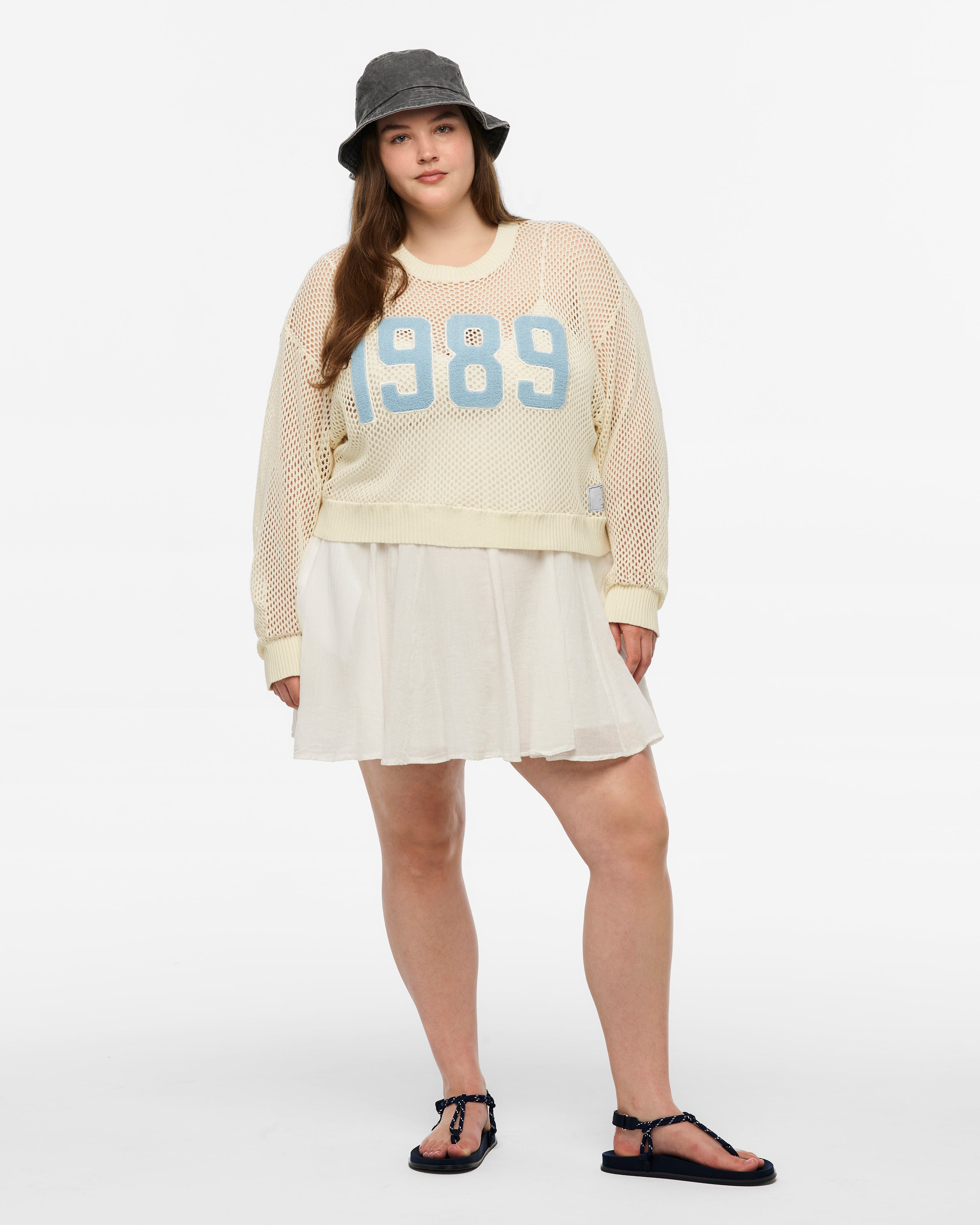 1989 (Taylor’s Version) Open Knit Sweater 2XL model full length